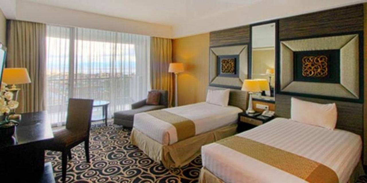 Bela International Hotel & ConventionТернате Экстерьер фото